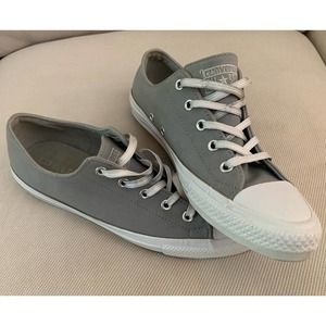 Womens Converse All Star Low Tops *Great Condition*